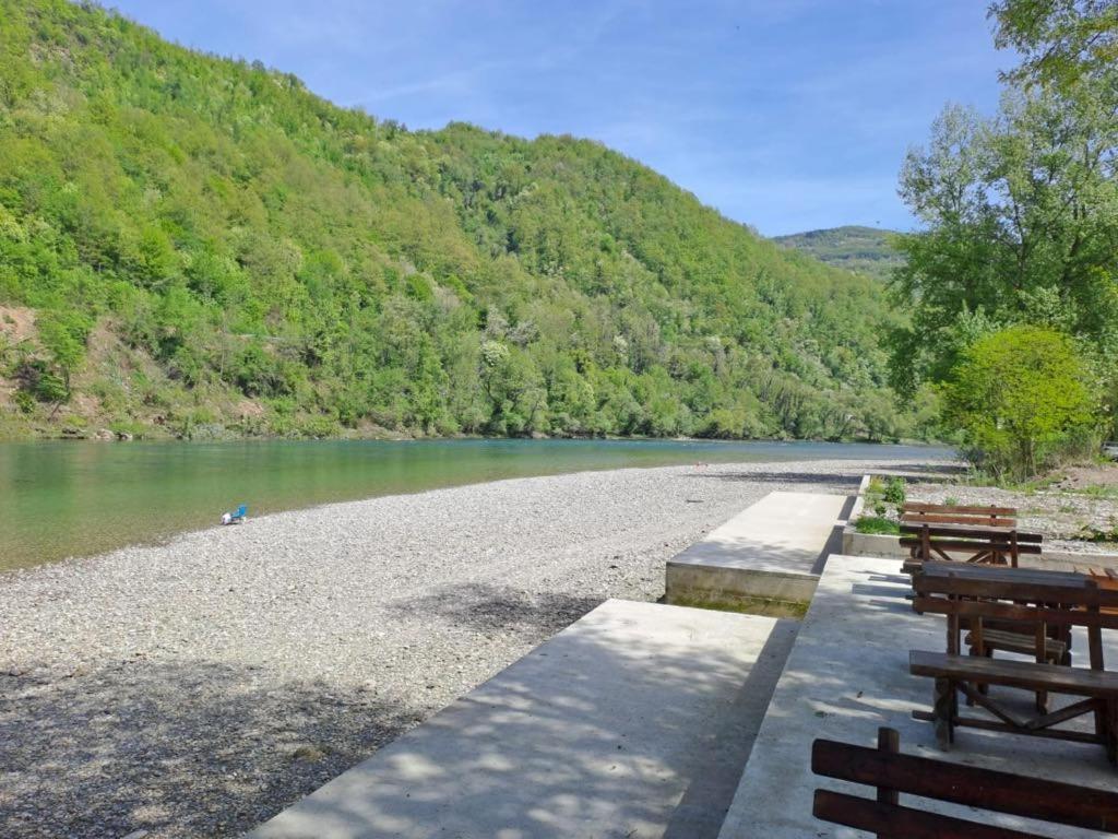 Apartmán Zlatna Plaza Bratunac Exteriér fotografie